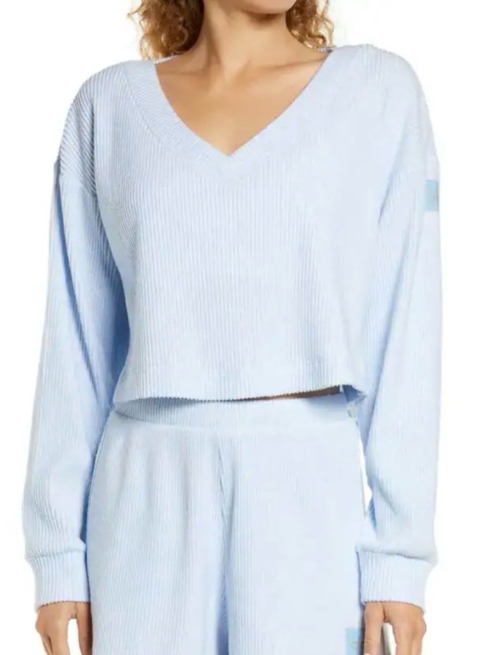 ALO Yoga Powder Blue Ribbed V‑Neck Cropped Sweater